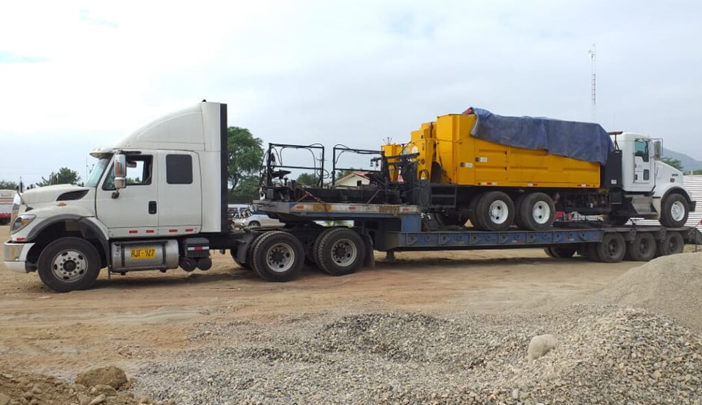 Transporte de maquinaria pesada 1